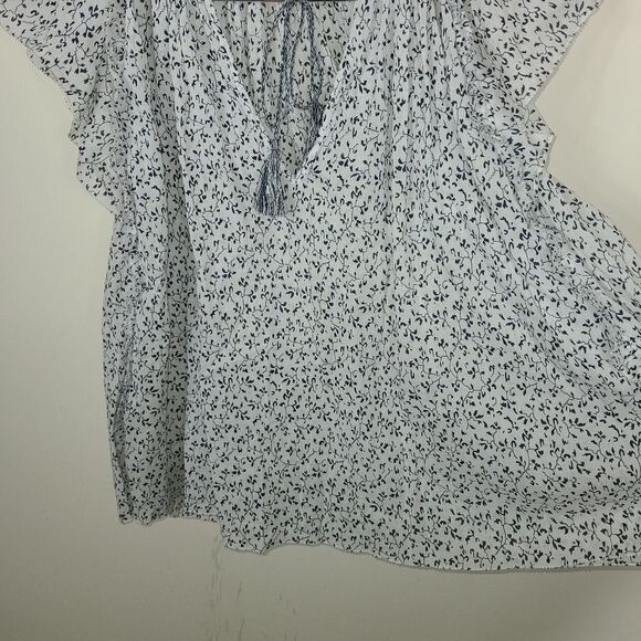 Sundays NYC Boho Tassle Tie Blouse - Picture 11 of 16